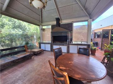 Venta Parcela 6D 6B con piscina, quincho, estacionamiento, Calle Larga