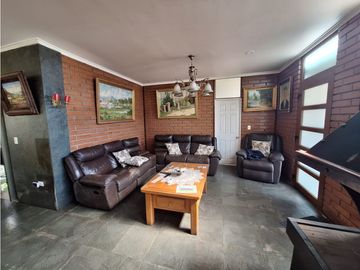 Venta Parcela 6D 6B con piscina, quincho, estacionamiento, Calle Larga
