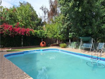Venta Parcela 6D 6B con piscina, quincho, estacionamiento, Calle Larga