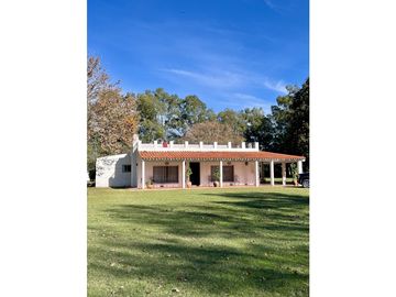 Campo en venta. 225 Has ganaderas con Excelente mejoras