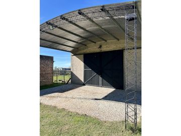 Campo en venta. 225 Has ganaderas con Excelente mejoras