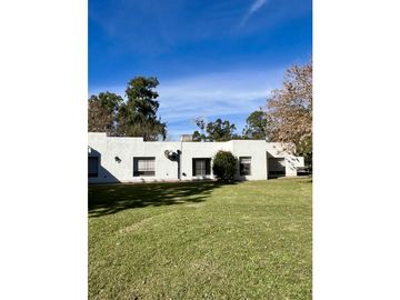 Campo en venta. 225 Has ganaderas con Excelente mejoras