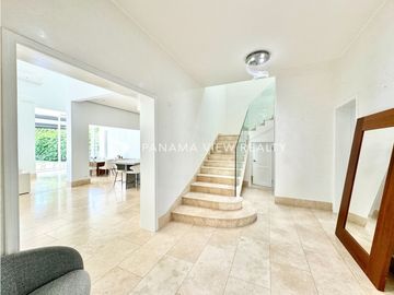 FAIRWAY ESTATES / SANTA MARIA / VENTA
