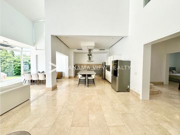 FAIRWAY ESTATES / SANTA MARIA / VENTA