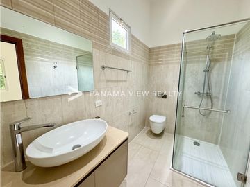 FAIRWAY ESTATES / SANTA MARIA / VENTA