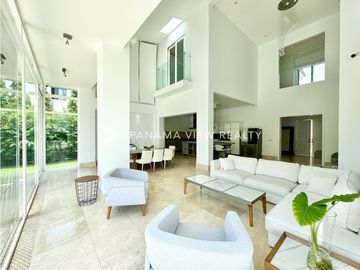 FAIRWAY ESTATES / SANTA MARIA / VENTA