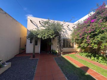 Casa en venta en Lanus Oeste