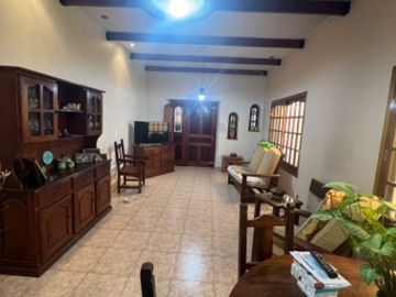 Casa en venta en Lanus Oeste