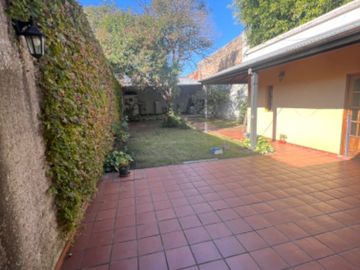 Casa en venta en Lanus Oeste