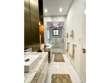 Venta casa en clayton - Los Senderos de camino de cruces