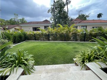 Venta casa en clayton - Los Senderos de camino de cruces