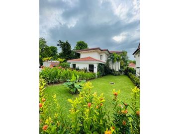 Venta casa en clayton - Los Senderos de camino de cruces