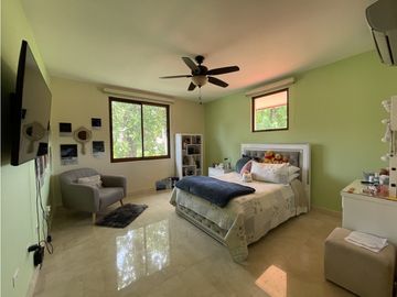 VENTA DE CASA EN  CLAYTON - SENDERO DE CAMINO DE CRUCES