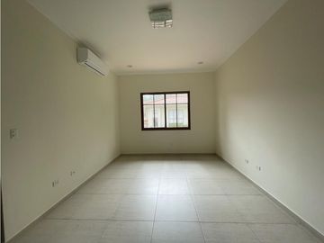 Venta de casa en clayton - Los Senderos de camino de cruces