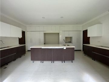 Venta de casa en clayton - Los Senderos de camino de cruces