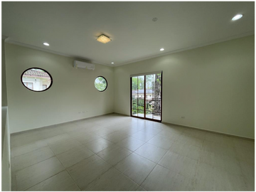 Venta de casa en clayton - Los Senderos de camino de cruces