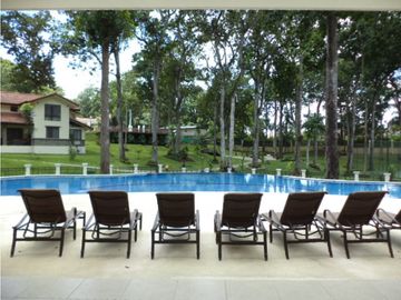 Venta de casa en clayton - Los Senderos de camino de cruces