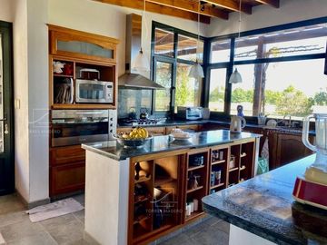 Casa en Venta en Estancia Benquerencia, San Miguel del Monte, Resto de la Provincia, Buenos Aires, Argentina