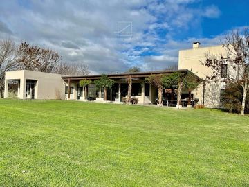 Casa en Venta en Estancia Benquerencia, San Miguel del Monte, Resto de la Provincia, Buenos Aires, Argentina