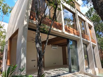 VILLA EN VENTA EN  TULUM