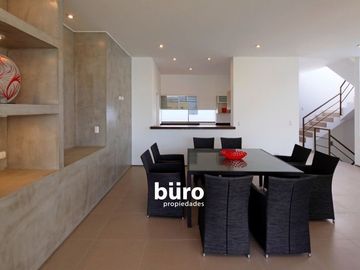 PRECIOSA CASA DE PLAYA EN VENTA EN PLAYA GAVIOTAS, ASIA