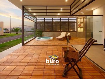 PRECIOSA CASA DE PLAYA EN VENTA EN PLAYA GAVIOTAS, ASIA