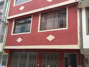 VENTA de CASAS en BOGOTA