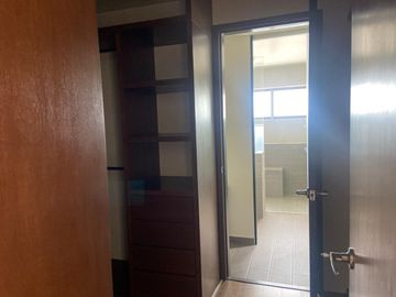 DEPARTAMENTO EN VENTA EN INTERLOMAS  RESIDENCIAL ISLA DE AGUA