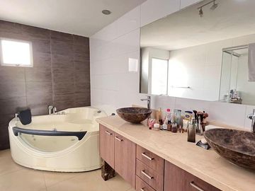 HERMOSA CASA VENTA KM 6 RUTA VIVA