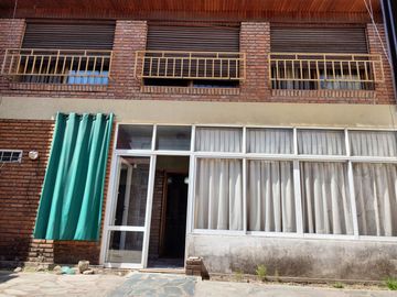 Venta Casa 6 ambientes en Morón Centro
