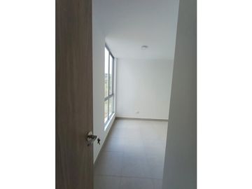 VENTA DE HERMOSO APARTAMENTO AVENIDA CENTENARIO NORTE DE ARMENIA