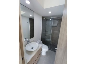 VENTA DE HERMOSO APARTAMENTO AVENIDA CENTENARIO NORTE DE ARMENIA