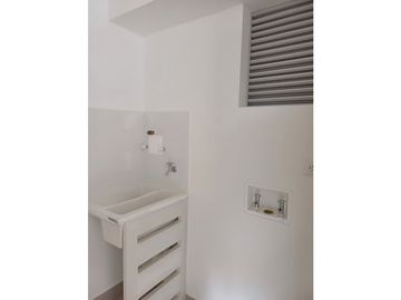 VENTA DE HERMOSO APARTAMENTO AVENIDA CENTENARIO NORTE DE ARMENIA