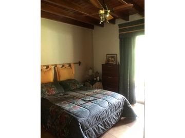 VENDE CHALET GRANDE CHACRAS DE CORIA  LUJAN DE CUYO