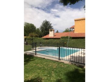 VENDE CHALET GRANDE CHACRAS DE CORIA  LUJAN DE CUYO