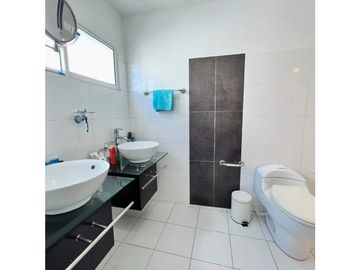 Casa en Venta Barrio  San Vicente en Barranquilla- Cerca al  Centro Comercial Viva