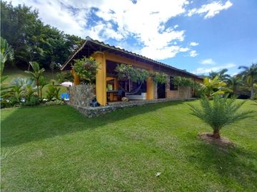 Venta casa campestre Condominio Torrejones Venecia