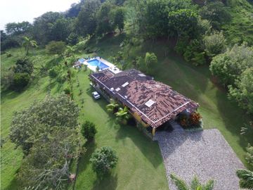 Venta casa campestre Condominio Torrejones Venecia