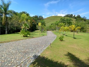 Venta casa campestre Condominio Torrejones Venecia