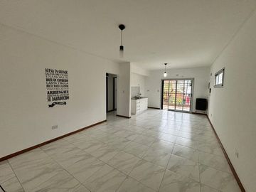 Departamento Tipo Casa en venta en Wilde Centro