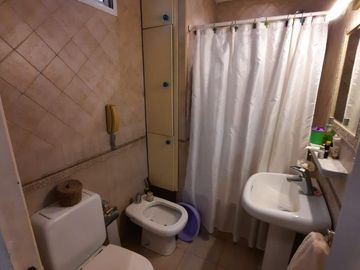 Casa PH en venta en Lanus Este