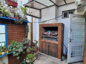 Casa PH en venta en Lanus Este