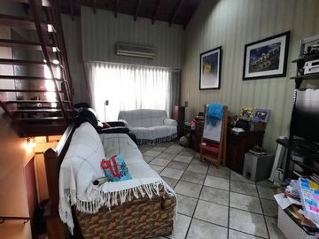 Casa PH en venta en Lanus Este