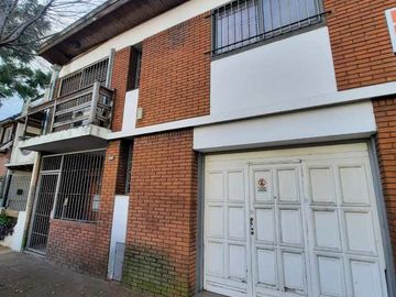 Casa PH en venta en Lanus Este