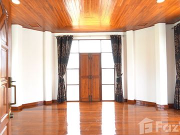 5 Bedroom House for sale in Bang Khu Wat, Pathum Thani