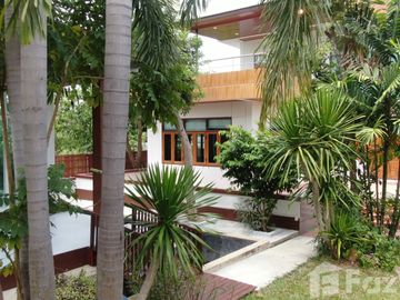 5 Bedroom House for sale in Bang Khu Wat, Pathum Thani