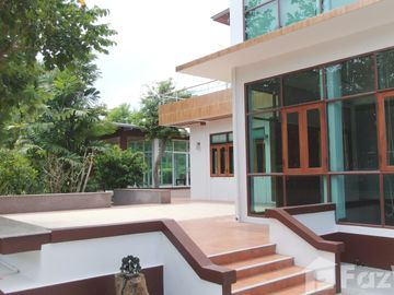 5 Bedroom House for sale in Bang Khu Wat, Pathum Thani