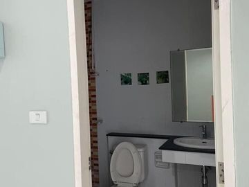 3 Bedroom Townhouse for sale at Pruksaphan Grand Lamphaya 2
