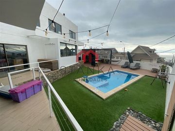 Casa en Venta en coronel emilio sotomayor / ariel santibañez