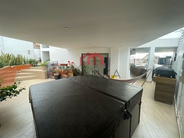 Casa en Venta en coronel emilio sotomayor / ariel santibañez